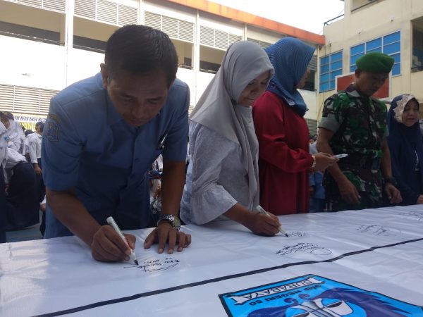 Deklarasi Sekolah Ramah Anak di SMPN 50 Surabaya